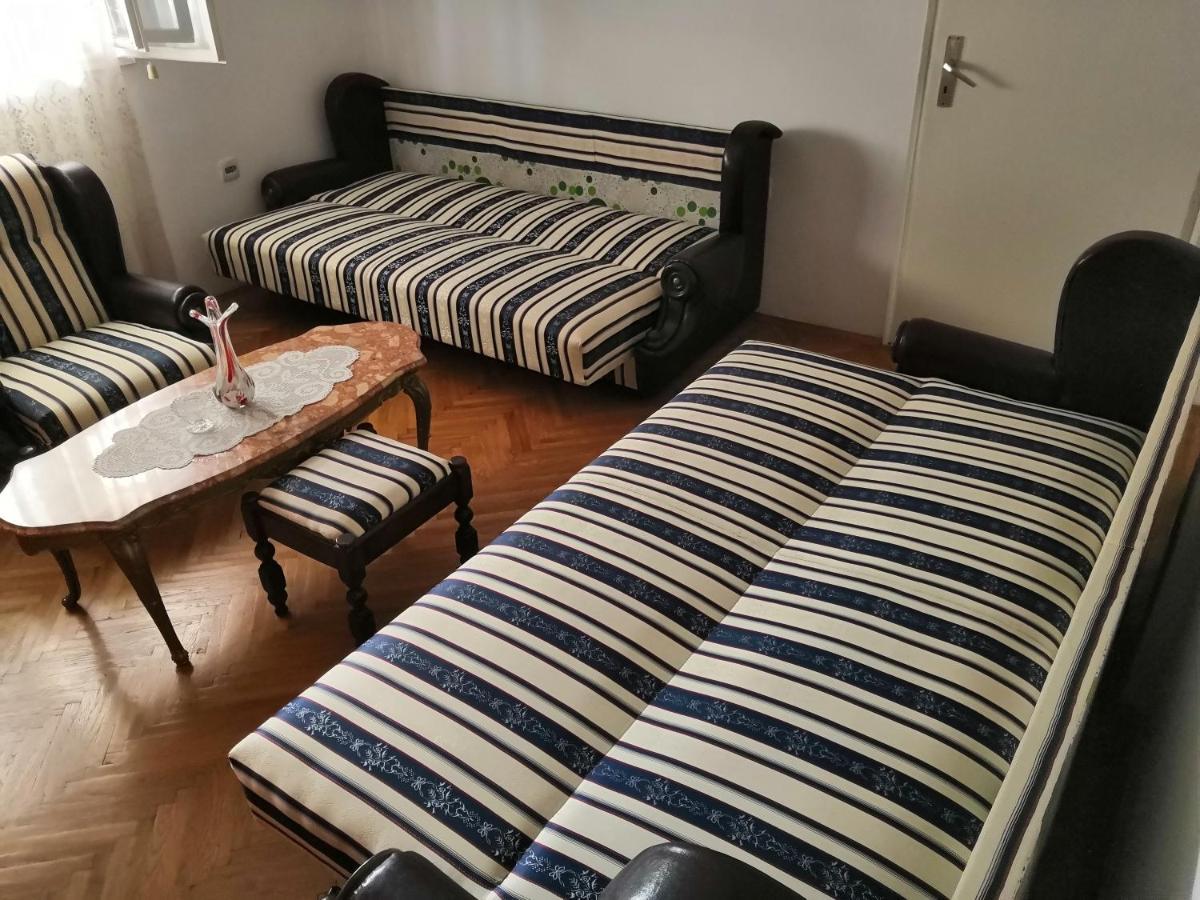 Kuca Mijalkovic Appartement Pirot Buitenkant foto