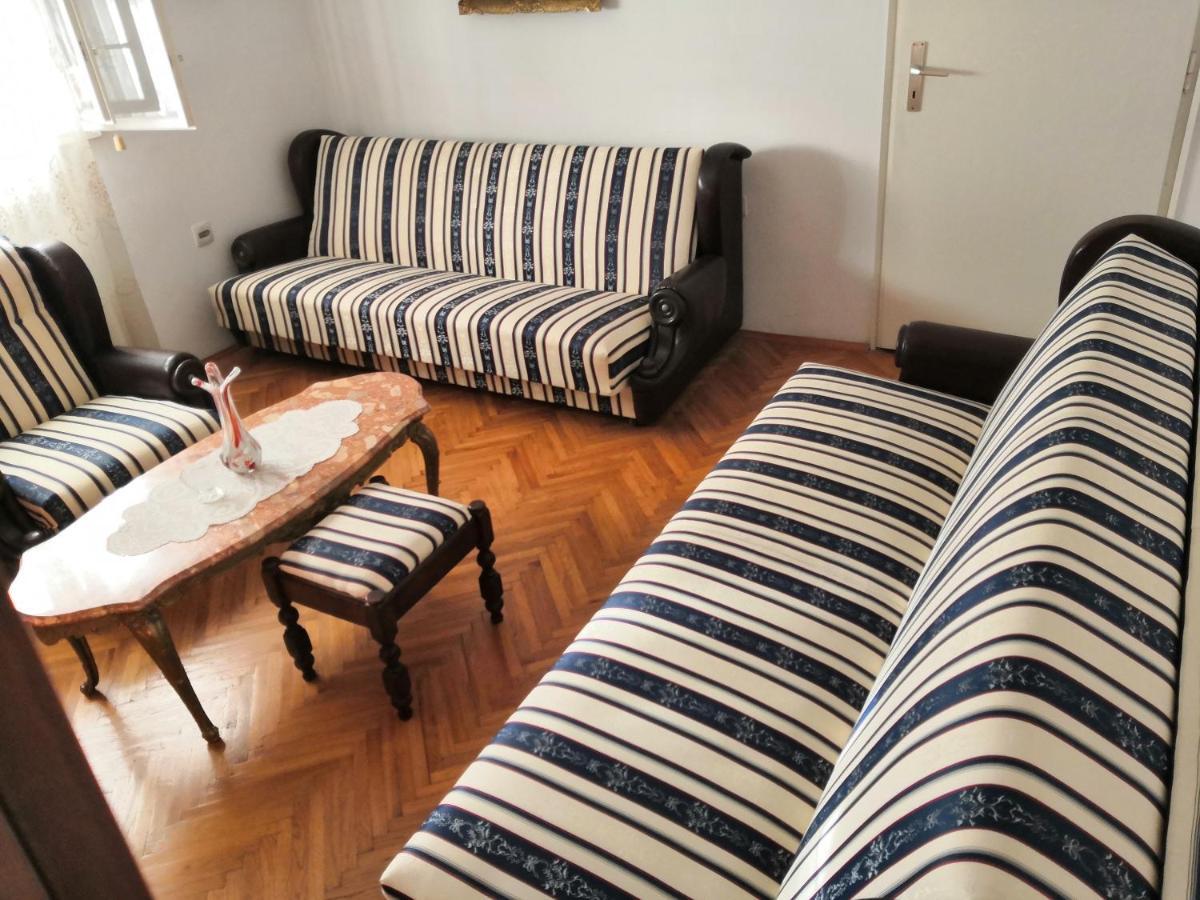 Kuca Mijalkovic Appartement Pirot Buitenkant foto